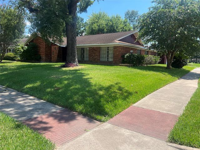 3715 Latma Drive, Houston, TX 77025