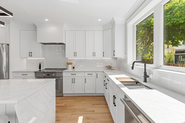 27 Lewis Avenue, Arlington, MA 02474