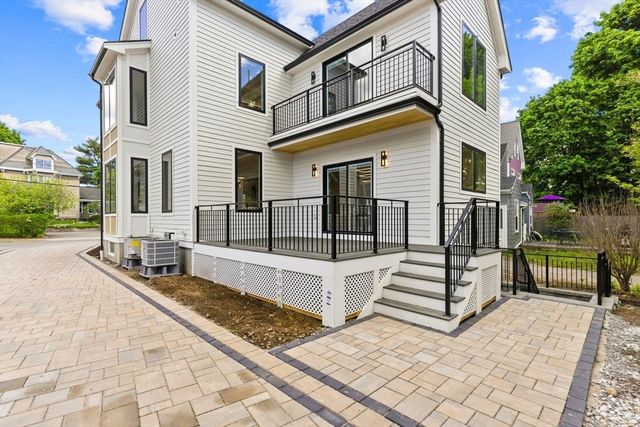 27 Lewis Avenue, Arlington, MA 02474
