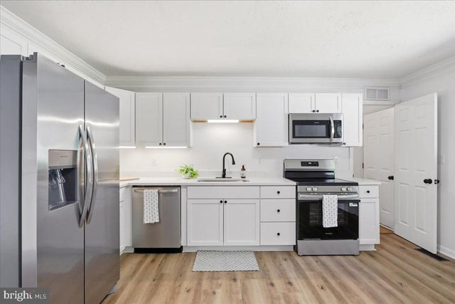 1405 OUTER DR, Hagerstown, MD 21742