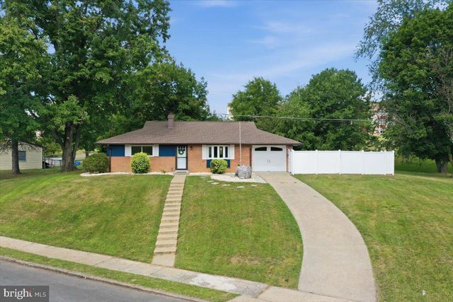 1405 OUTER DR, Hagerstown, MD 21742