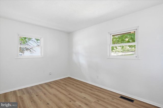 1405 OUTER DR, Hagerstown, MD 21742