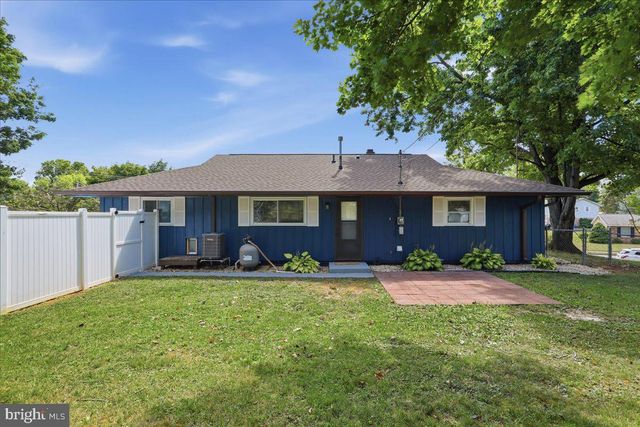 1405 OUTER DR, Hagerstown, MD 21742