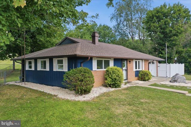 1405 OUTER DR, Hagerstown, MD 21742