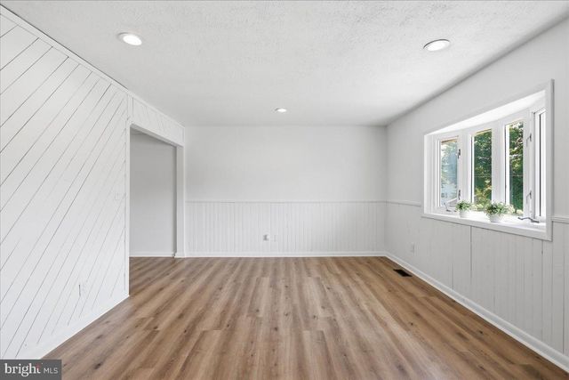 1405 OUTER DR, Hagerstown, MD 21742
