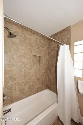 3413 N 16TH Drive N, Phoenix, AZ 85015