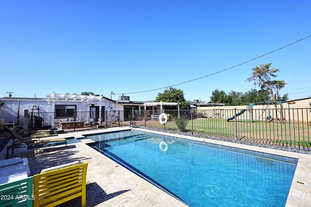 3413 N 16TH Drive N, Phoenix, AZ 85015