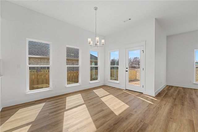 301 Spicewood Trail, Centerton, AR 72719