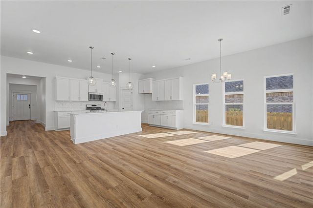 301 Spicewood Trail, Centerton, AR 72719