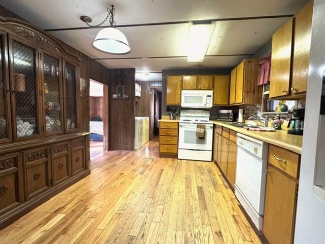 123 Leisure Woods Lane, Hiawassee, GA 30546