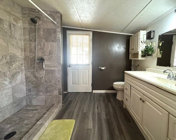 123 Leisure Woods Lane, Hiawassee, GA 30546