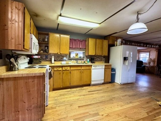 123 Leisure Woods Lane, Hiawassee, GA 30546