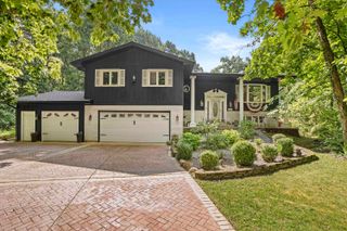 4833 W 84th Court, Crown Point, IN 46307