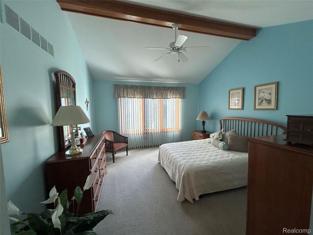 45598 Delmar Drive 129, Macomb Township, MI 48044