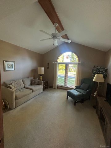 45598 Delmar Drive 129, Macomb Township, MI 48044