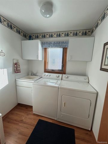 45598 Delmar Drive 129, Macomb Township, MI 48044