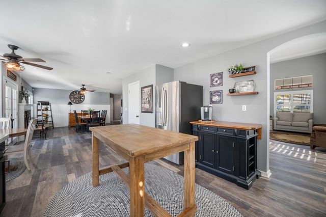 2180 Clearview Drive, Hollister, CA 95023