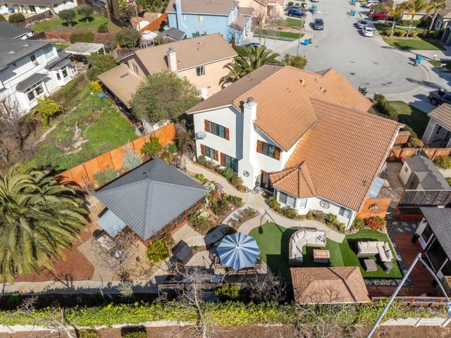 2180 Clearview Drive, Hollister, CA 95023