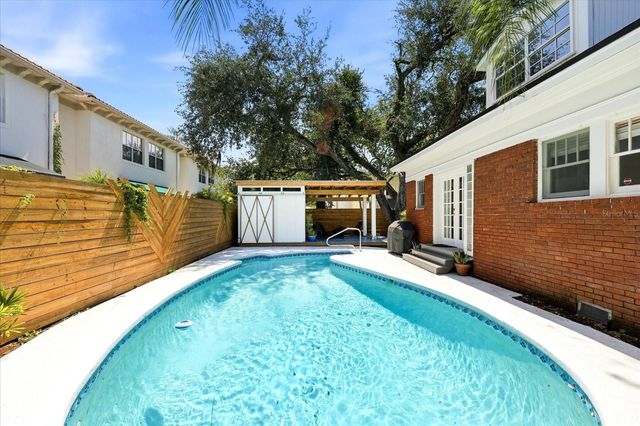 3109 W SAN CARLOS STREET, Tampa, FL 33629