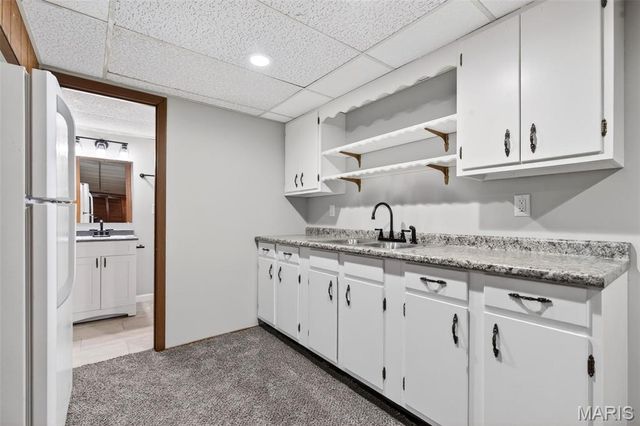 12131 McKelvey Road, Maryland Heights, MO 63043
