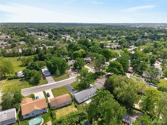 12131 McKelvey Road, Maryland Heights, MO 63043