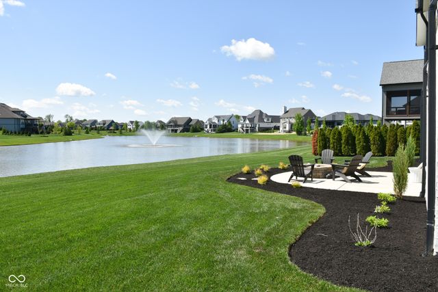 3465 Roudebush Way, Westfield, IN 46074