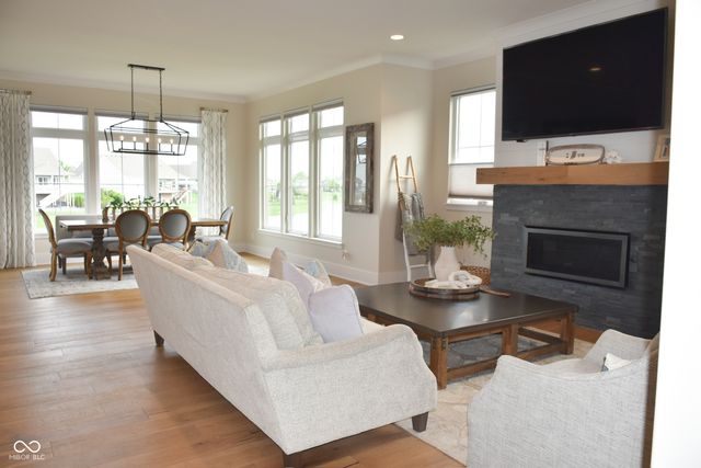 3465 Roudebush Way, Westfield, IN 46074