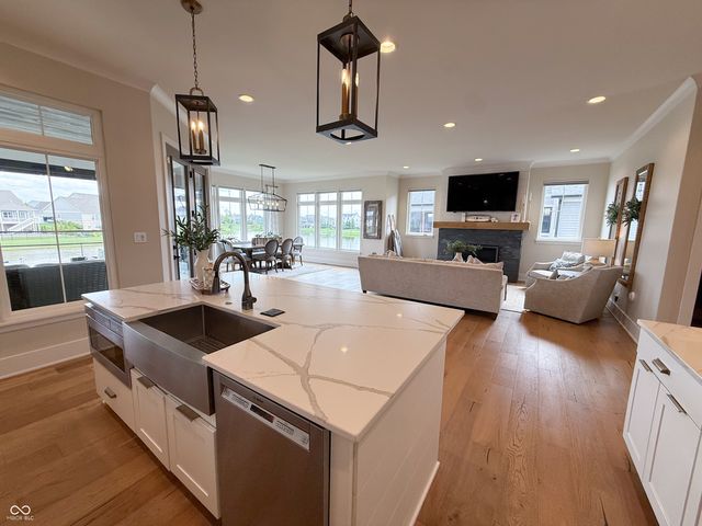 3465 Roudebush Way, Westfield, IN 46074