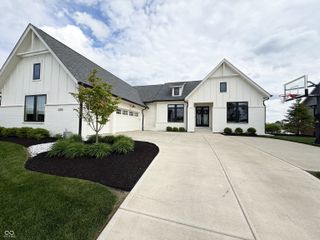 3465 Roudebush Way, Westfield, IN 46074