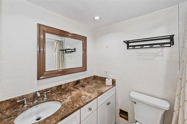 2220 BAHIA VISTA STREET G4, Sarasota, FL 34239
