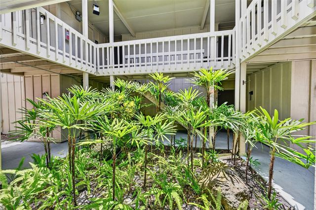 2220 BAHIA VISTA STREET G4, Sarasota, FL 34239