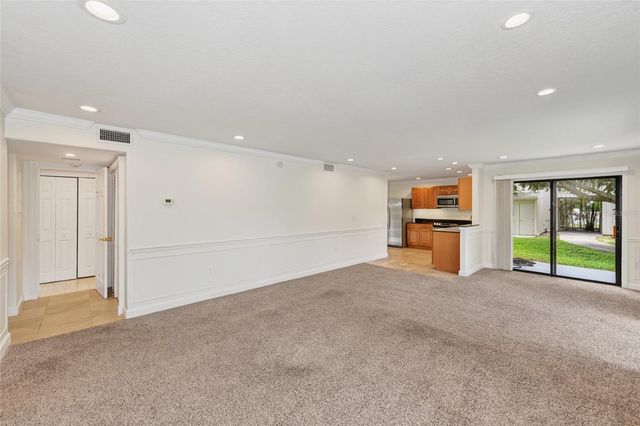 2220 BAHIA VISTA STREET G4, Sarasota, FL 34239