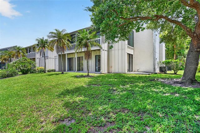 2220 BAHIA VISTA STREET G4, Sarasota, FL 34239