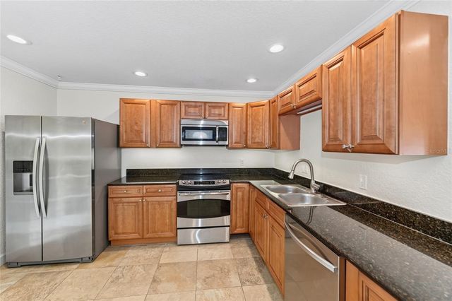 2220 BAHIA VISTA STREET G4, Sarasota, FL 34239