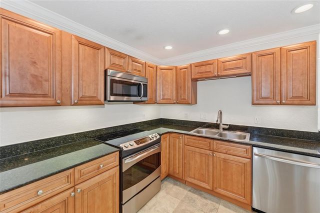 2220 BAHIA VISTA STREET G4, Sarasota, FL 34239