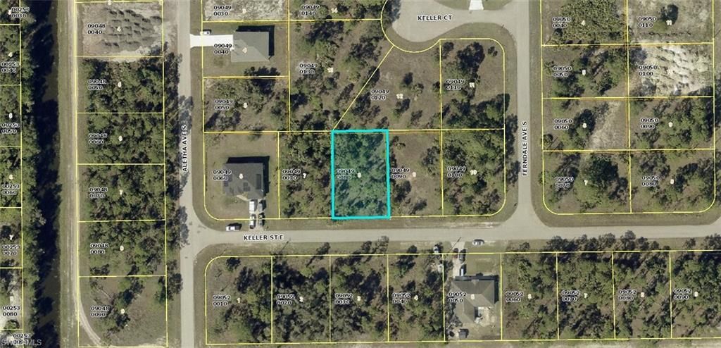 509 Keller ST E, Lehigh Acres, FL 33974
