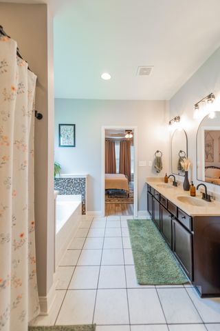 136 Inverness Drive, Georgetown, KY 40324