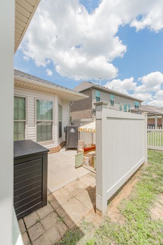 136 Inverness Drive, Georgetown, KY 40324