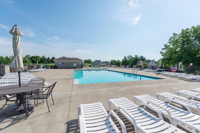 136 Inverness Drive, Georgetown, KY 40324