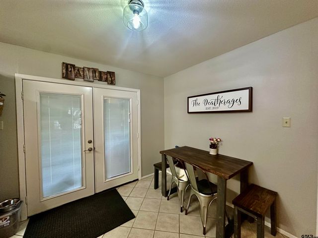403 Shelly Drive, Whitehouse, TX 75791