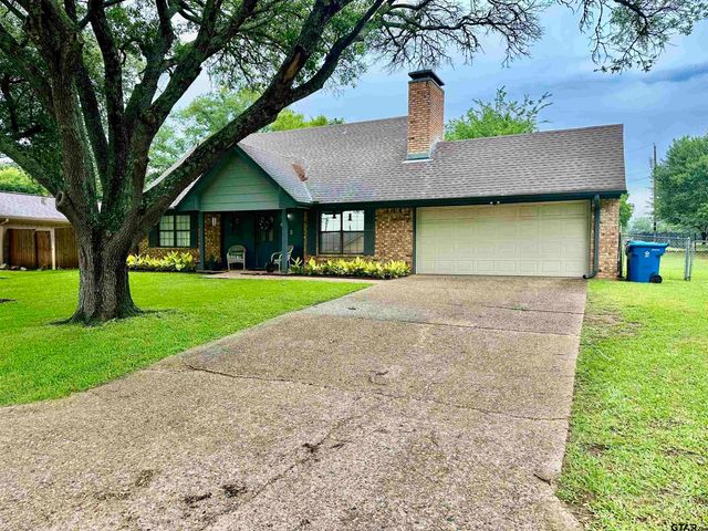 403 Shelly Drive, Whitehouse, TX 75791