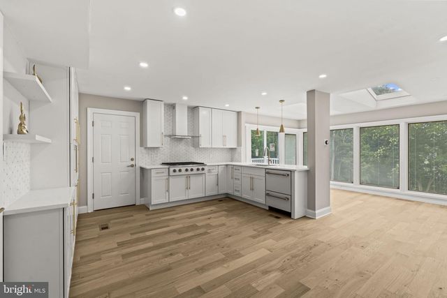 1215 CLUB HOUSE RD, Gladwyne, PA 19035