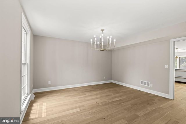 1215 CLUB HOUSE RD, Gladwyne, PA 19035