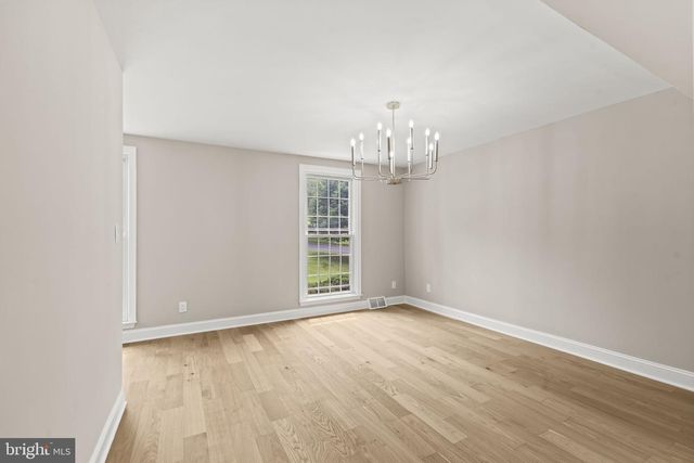 1215 CLUB HOUSE RD, Gladwyne, PA 19035