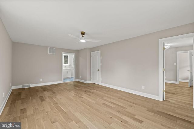 1215 CLUB HOUSE RD, Gladwyne, PA 19035