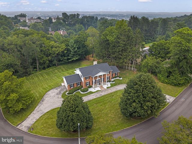 1215 CLUB HOUSE RD, Gladwyne, PA 19035