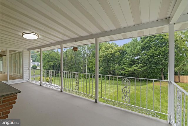 1215 CLUB HOUSE RD, Gladwyne, PA 19035