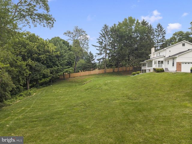 1215 CLUB HOUSE RD, Gladwyne, PA 19035