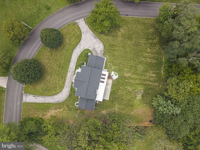 1215 CLUB HOUSE RD, Gladwyne, PA 19035