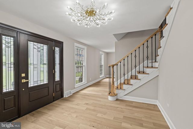 1215 CLUB HOUSE RD, Gladwyne, PA 19035